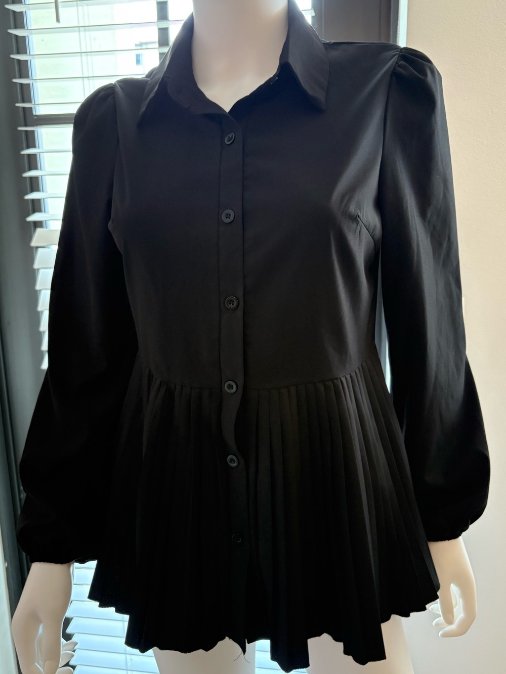 Black Long-Sleeve Pleated Button-Front Women's Dress
